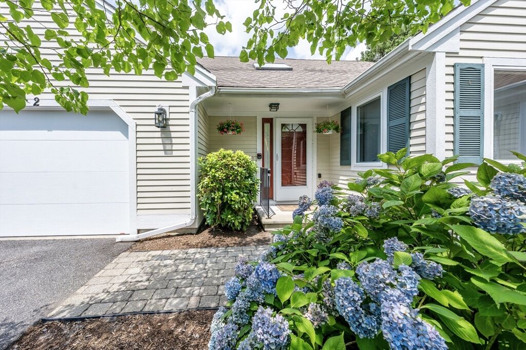Property Photo:  2 Mainsail Cir 70  MA 02649 
