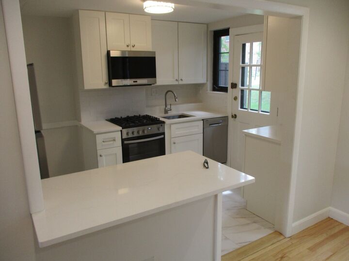 Property Photo:  52 Grant Ave 1  MA 02472 