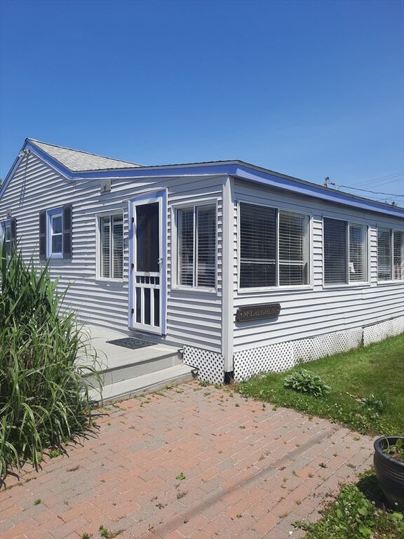 Property Photo:  2 McArthur Ln  MA 02050 