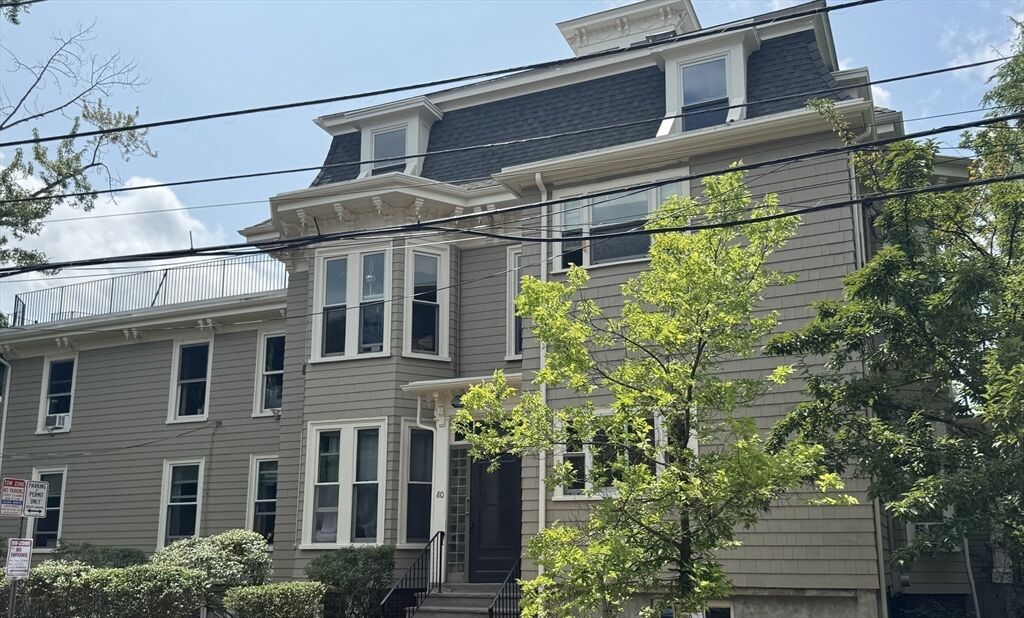 Property Photo:  80 Chestnut Street 5C  MA 02139 