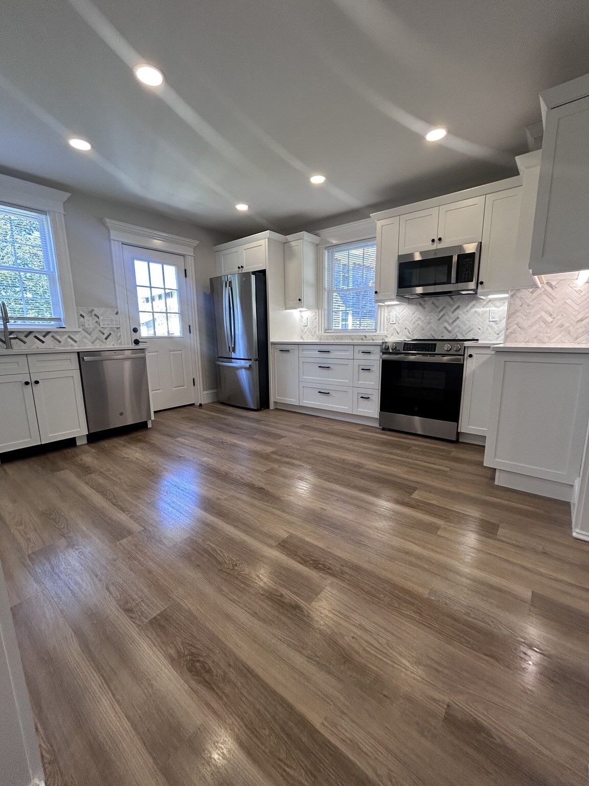 Property Photo:  17 Seaview St 17  MA 02360 