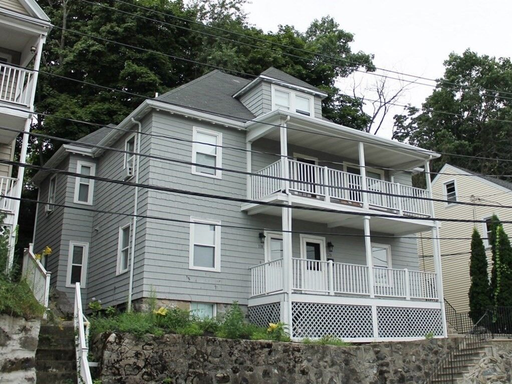 Property Photo:  118-120 Paul Revere Rd 120  MA 02476 