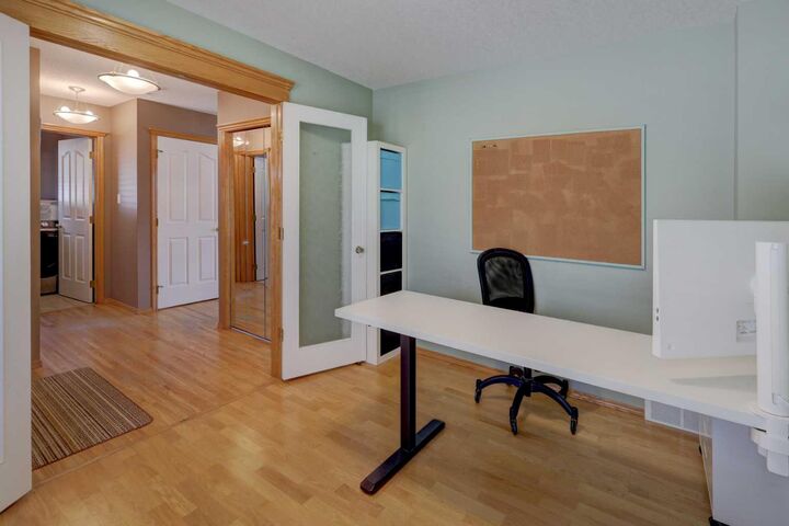 Property Photo: 189 Citadel Crest Park NW AB T3G 4N1