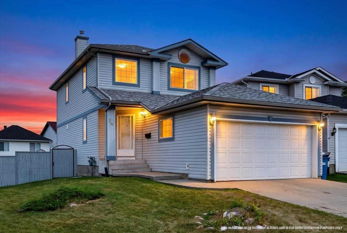 Property Photo:  74 Anaheim Gardens NE  AB T1Y 7C8 