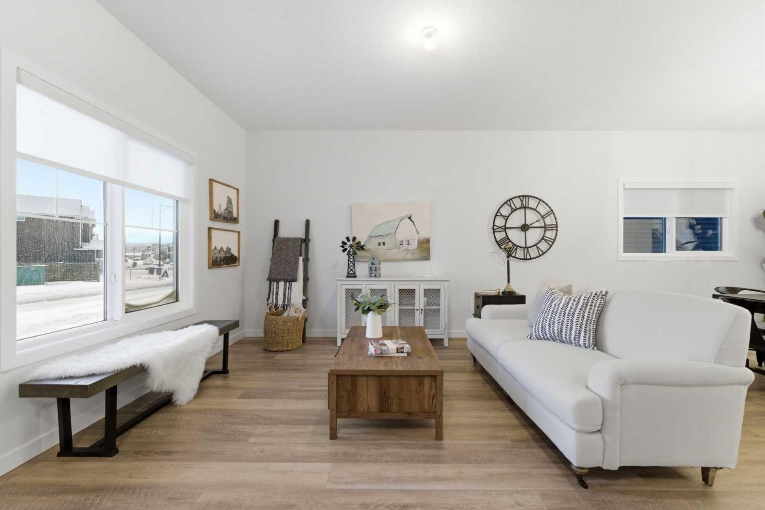 Property Photo: 994 Chinook Winds Meadow SW AB T4B 5R1