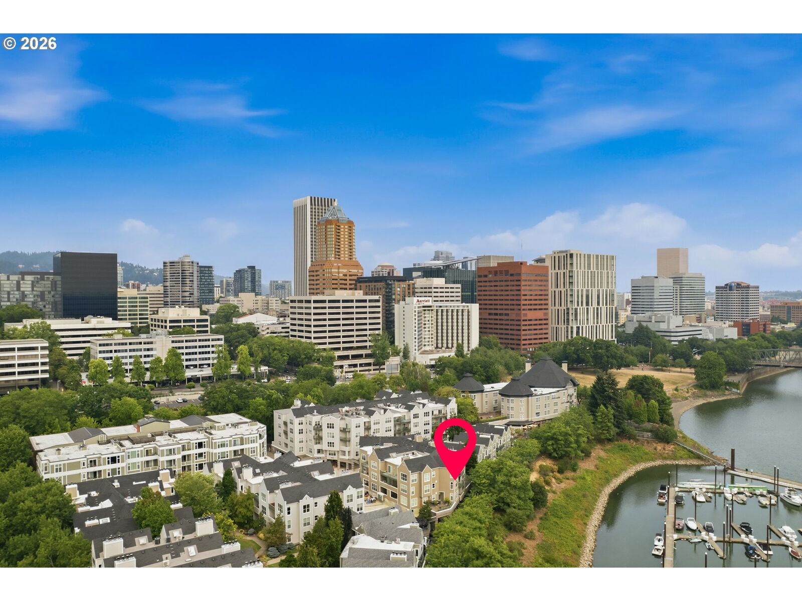 Property Photo:  1630 S Harbor Way 304  OR 97201 