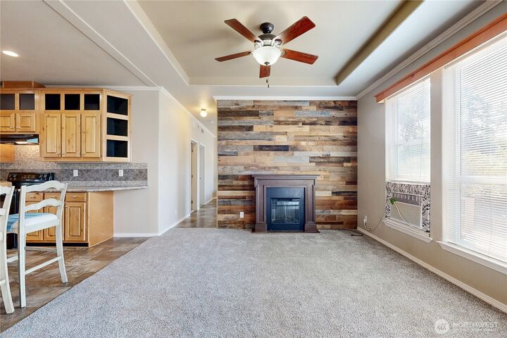 Property Photo: 111 N D Street WA 99348