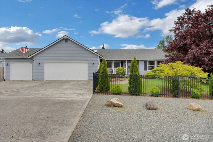 Property Photo: 10909 Vickery Avenue E WA 98446