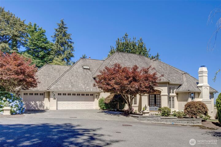 Property Photo:  17186 SE 58th Street  WA 98006 