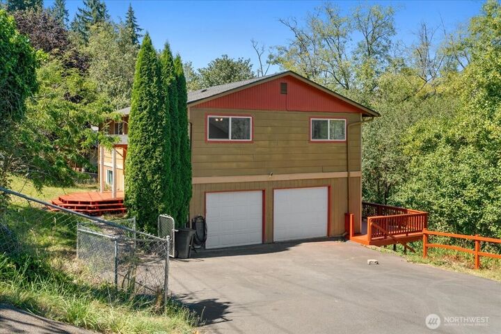 Property Photo: 102 Green Hill Drive WA 98632