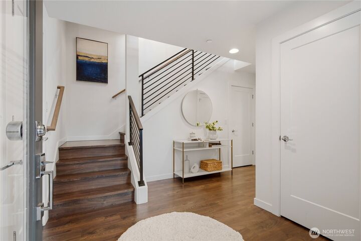 Property Photo: 11514 NE 87th Street B WA 98033