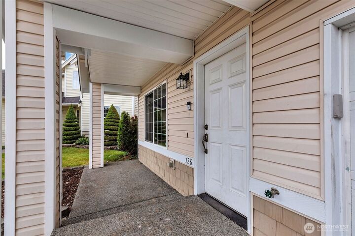 Property Photo:  728  95th Court SE  WA 98208 
