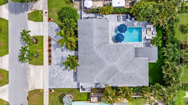 Property Photo: 765 Lagoon Drive FL 33408