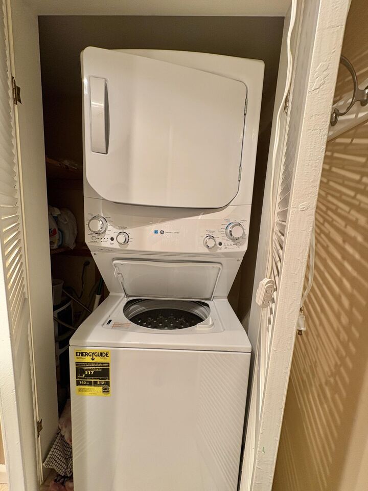 Property Photo:  160 Plymouth V  FL 33417 