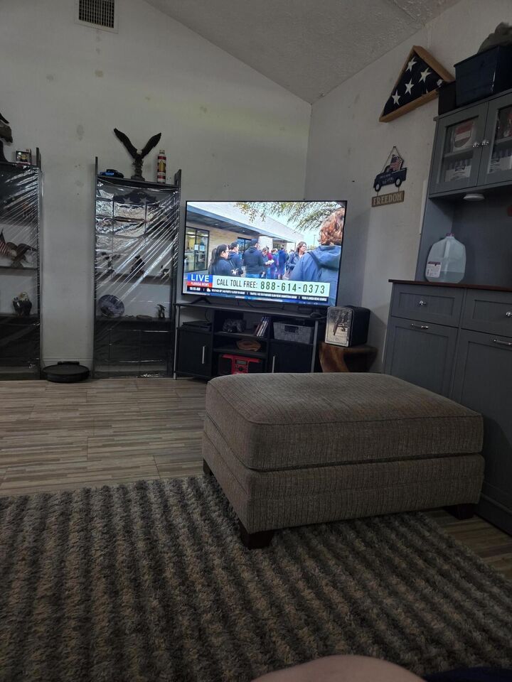 Property Photo: 368 Johnston Street FL 34982