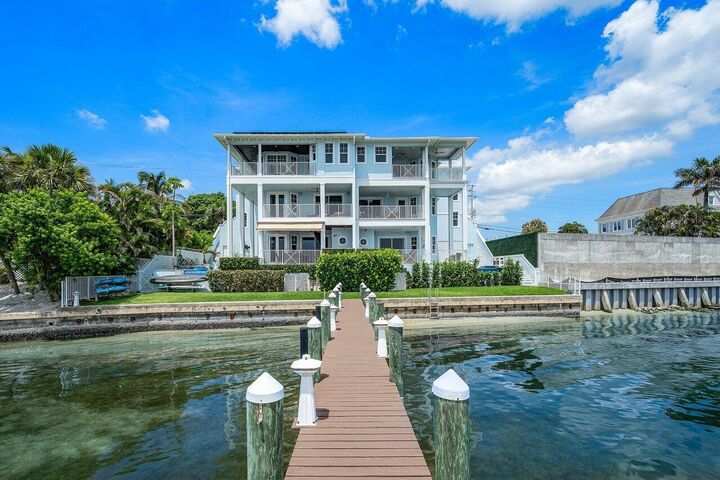 Property Photo:  17727 SE Federal Highway  FL 33469 