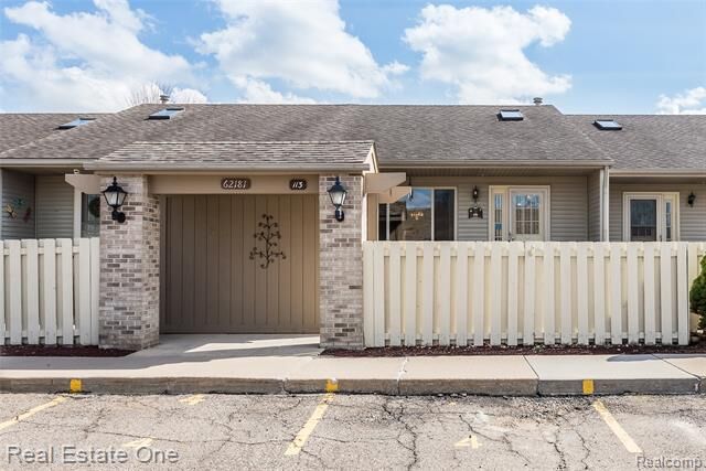 Property Photo: 62181 Arlington Circle 4 MI 48178