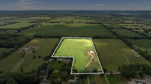 Property Photo: 7437 Mathews Road MI 49283