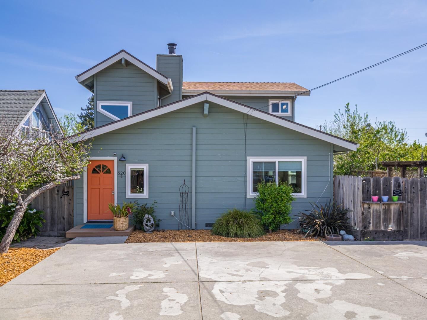 Property Photo:  620 Sumner  CA 95062 