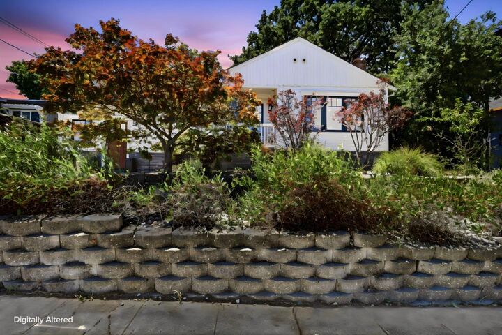 Property Photo:  740 Alameda De Las Pulgas  CA 94061 