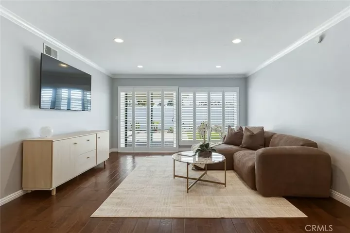 Property Photo:  9952 Effingham  CA 92646 