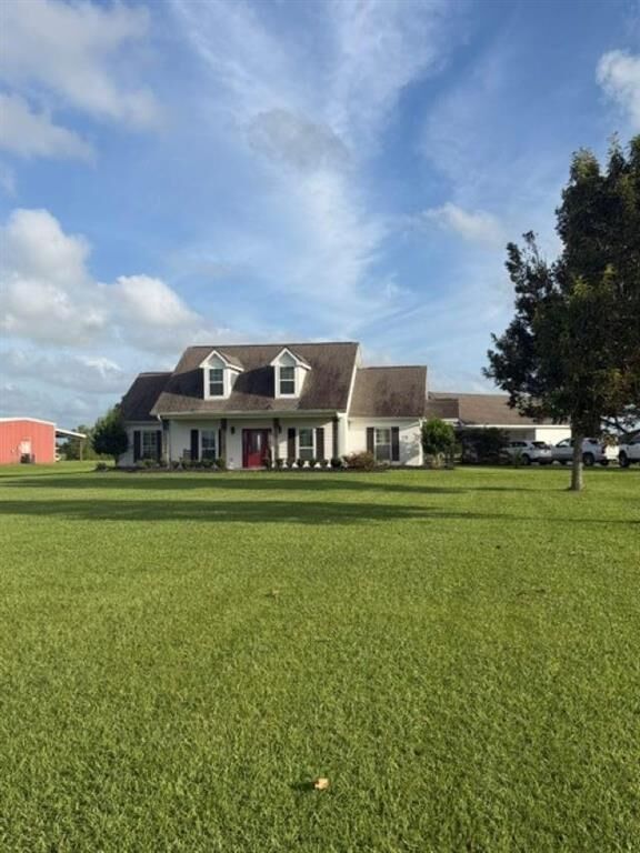 Property Photo:  823 Helms Road  LA 70607 