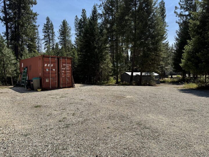 Property Photo: 3301 Viewridge Ln WA 99181