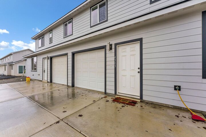 Property Photo:  4301 N Torrez Ln 4303 N Torrez  WA 99212 
