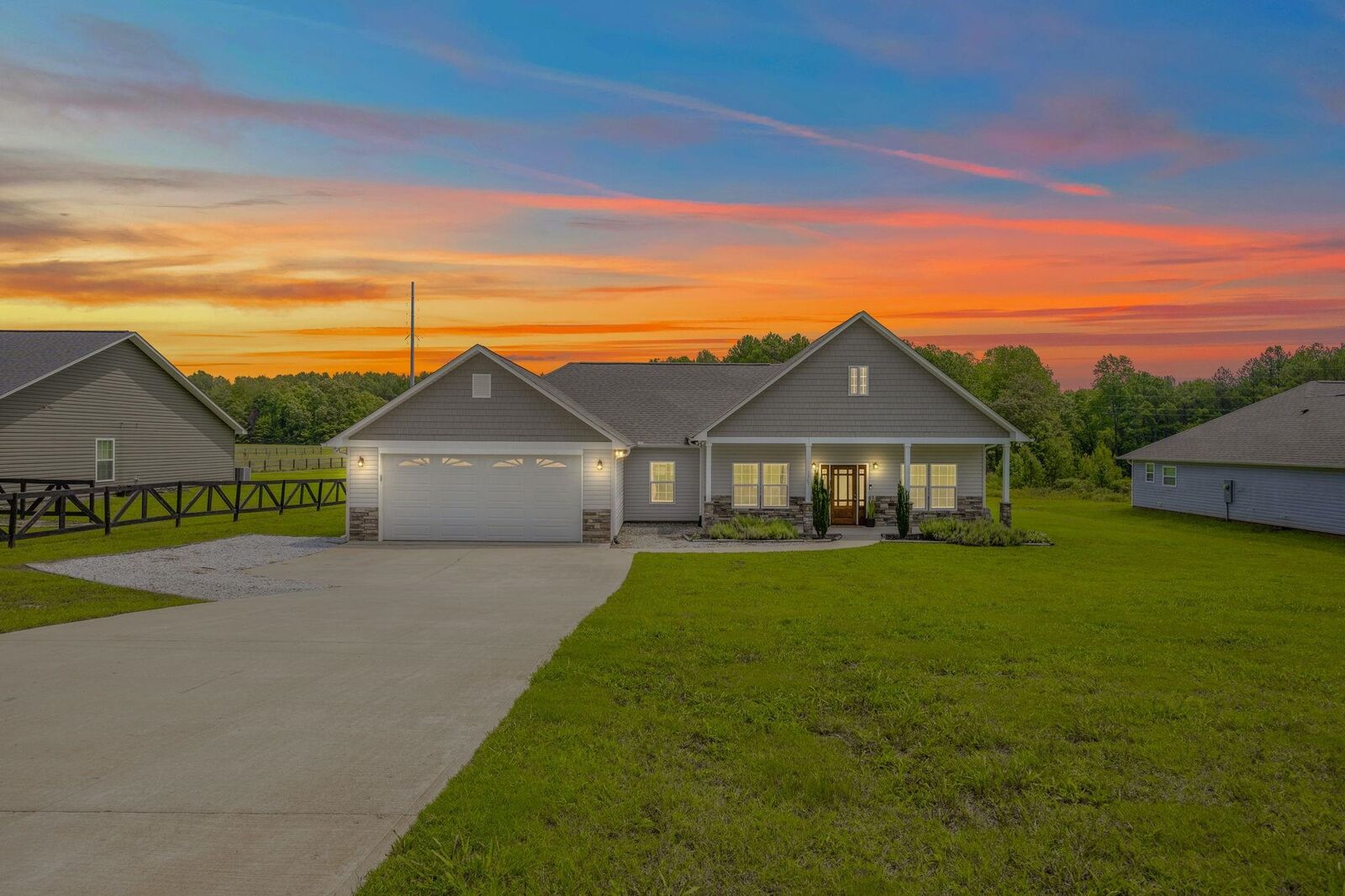 Property Photo: 1367 Ezell Road SC 29323