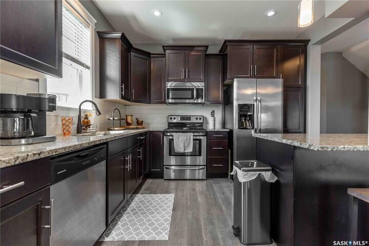 Property Photo:  425 Langer Place 26  SK S0K 4S1 