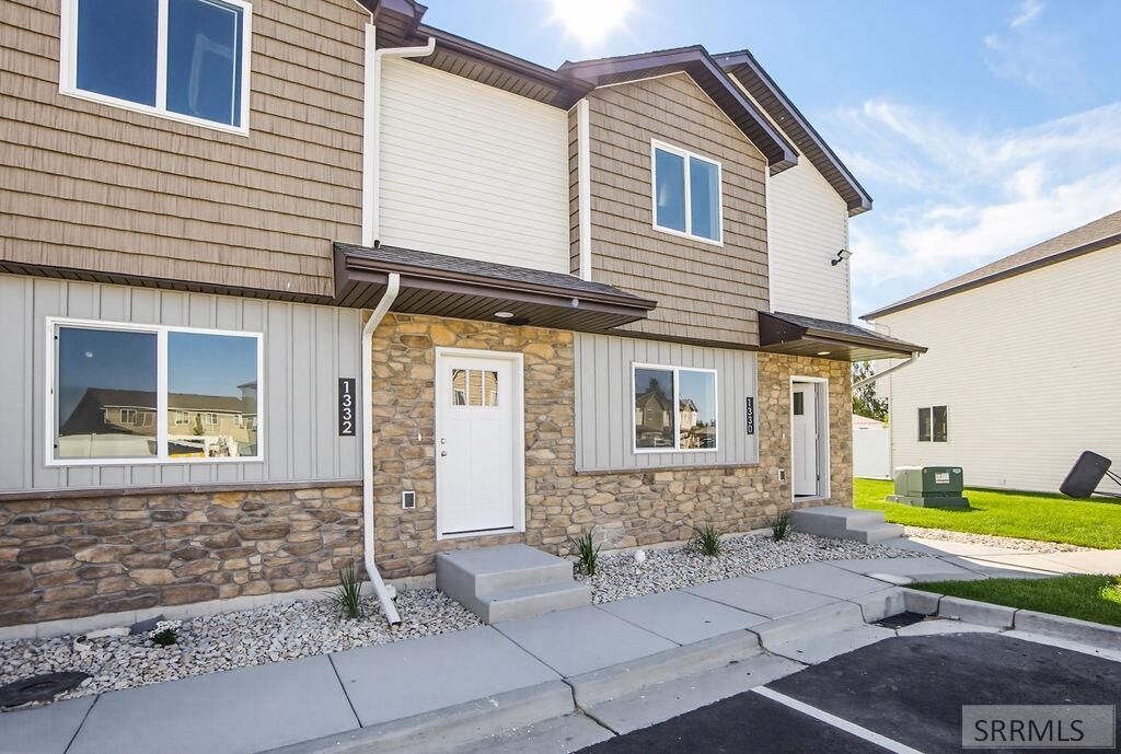 Property Photo: 1332 Boston Court ID 83402