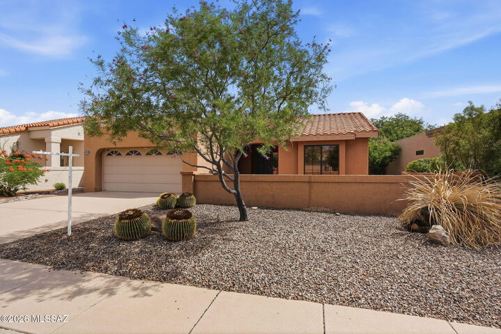 Property Photo:  14300 N Copperstone Drive  AZ 85755 