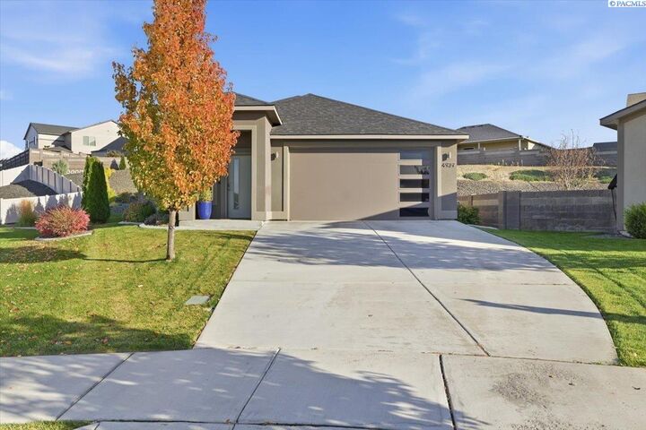Property Photo:  4939 Smitty Dr  WA 99352 