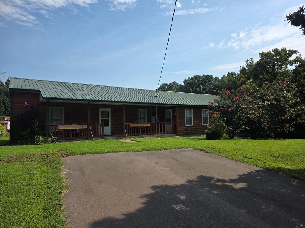 Property Photo:  170 Traywick Rd  TN 38201 