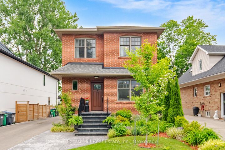 Property Photo: 39 Broadview Avenue ON L5H 2S8