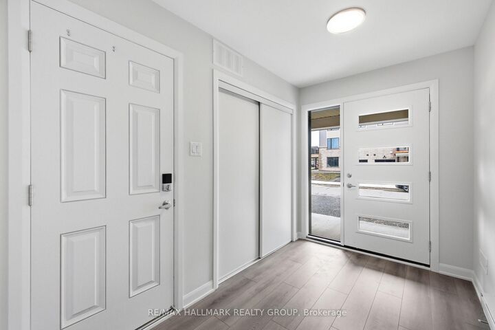 Property Photo:  783 Tadpole Crescent  ON K2J 7M9 