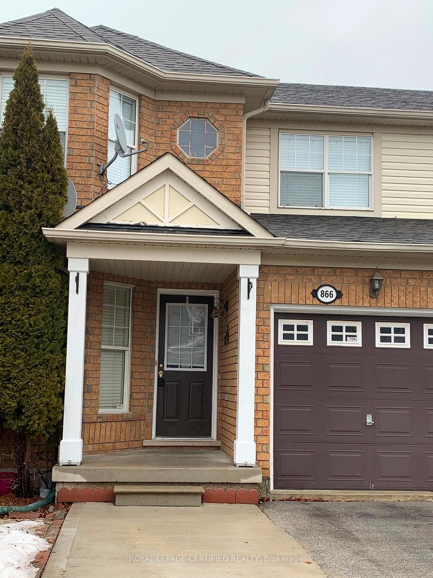 Property Photo:  866 Shepherd Place  ON L9T 6L8 