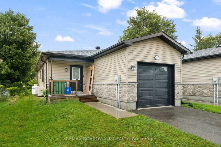 Property Photo: 32 David Street A ON K0E 1X0
