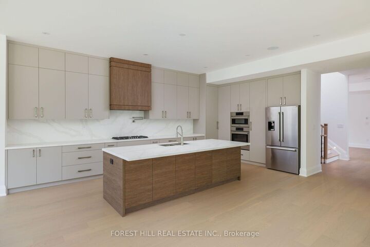 Property Photo: 5 Cedar Crescent ON L4G 3J7