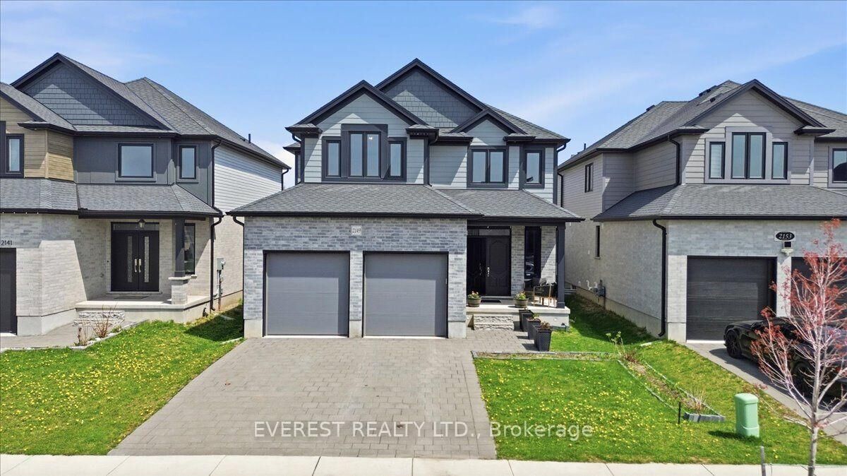 Property Photo: 2149 Tokala Trail ON N6G 0Z7