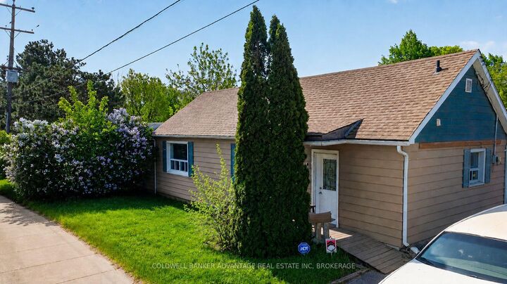 614 Waterloo Street — photo 1