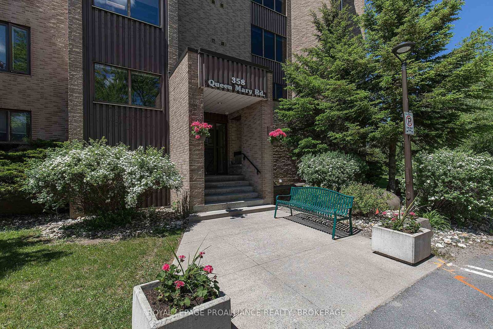 Property Photo:  358 Queen Mary Road 609  ON K7M 7E8 