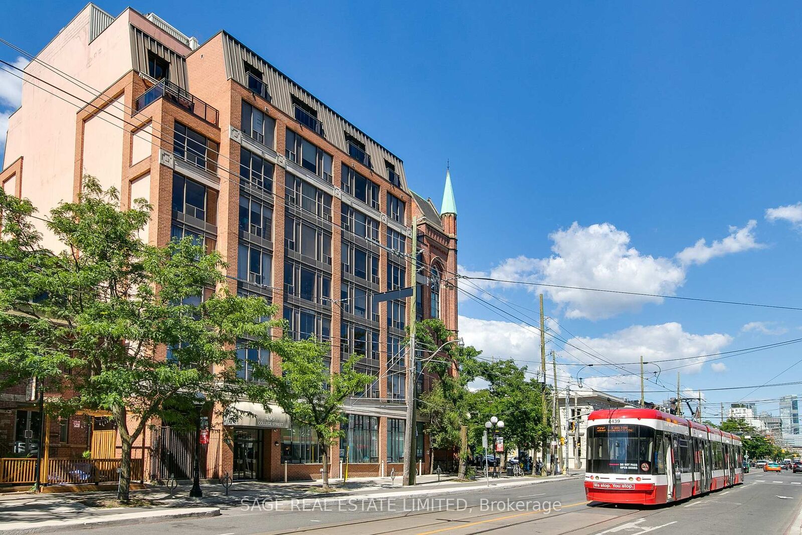 Property Photo:  456 College Street 801  ON M6G 4A3 