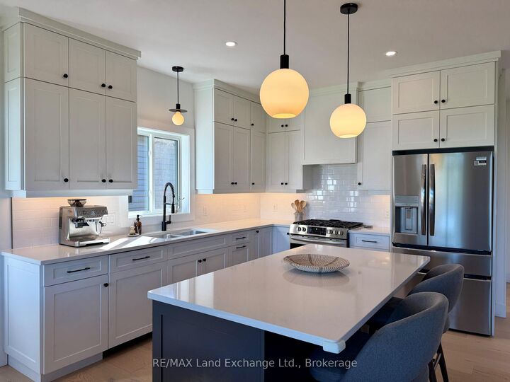 Property Photo:  407 Ridge Street  ON N0H 2C3 