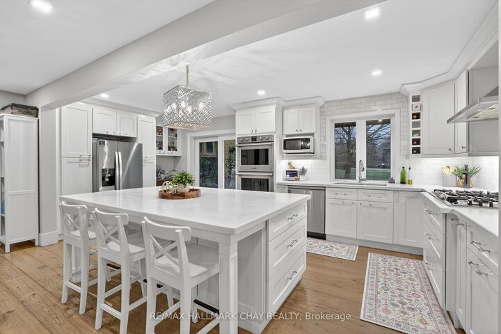Property Photo: 1587 Mount Albert Road ON L0G 1V0