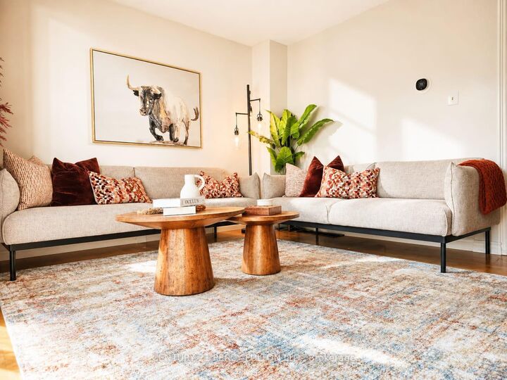 Property Photo: 580 Eyer Drive 22 ON L1W 3B7