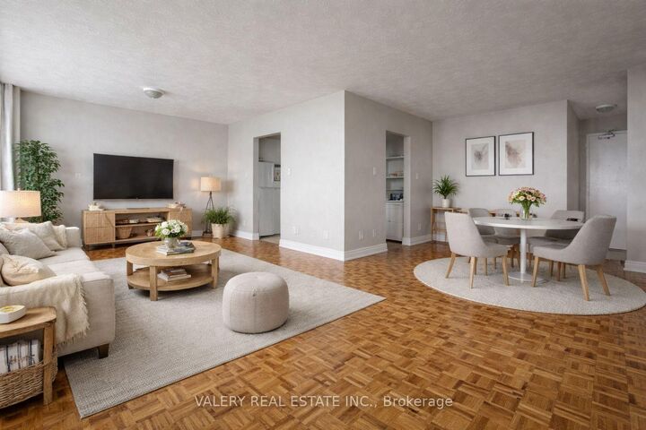 Property Photo:  890 Jane Street 1202  ON M6N 4C3 