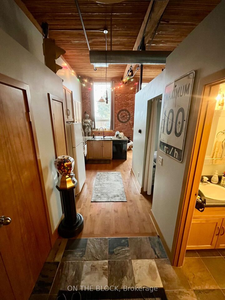 Property Photo:  26 Ontario Street 113  ON N1E 7K1 