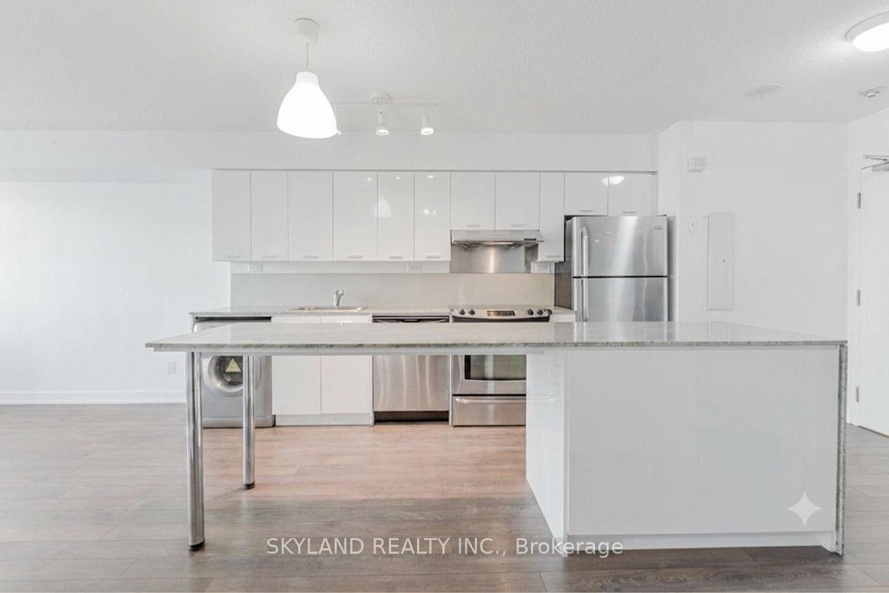 Property Photo: 29 Singer Court 1208 ON M2K 0B3