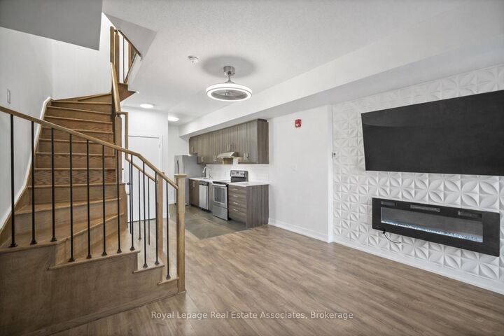 Property Photo: 2059 Weston Road 40 ON M9N 1X7